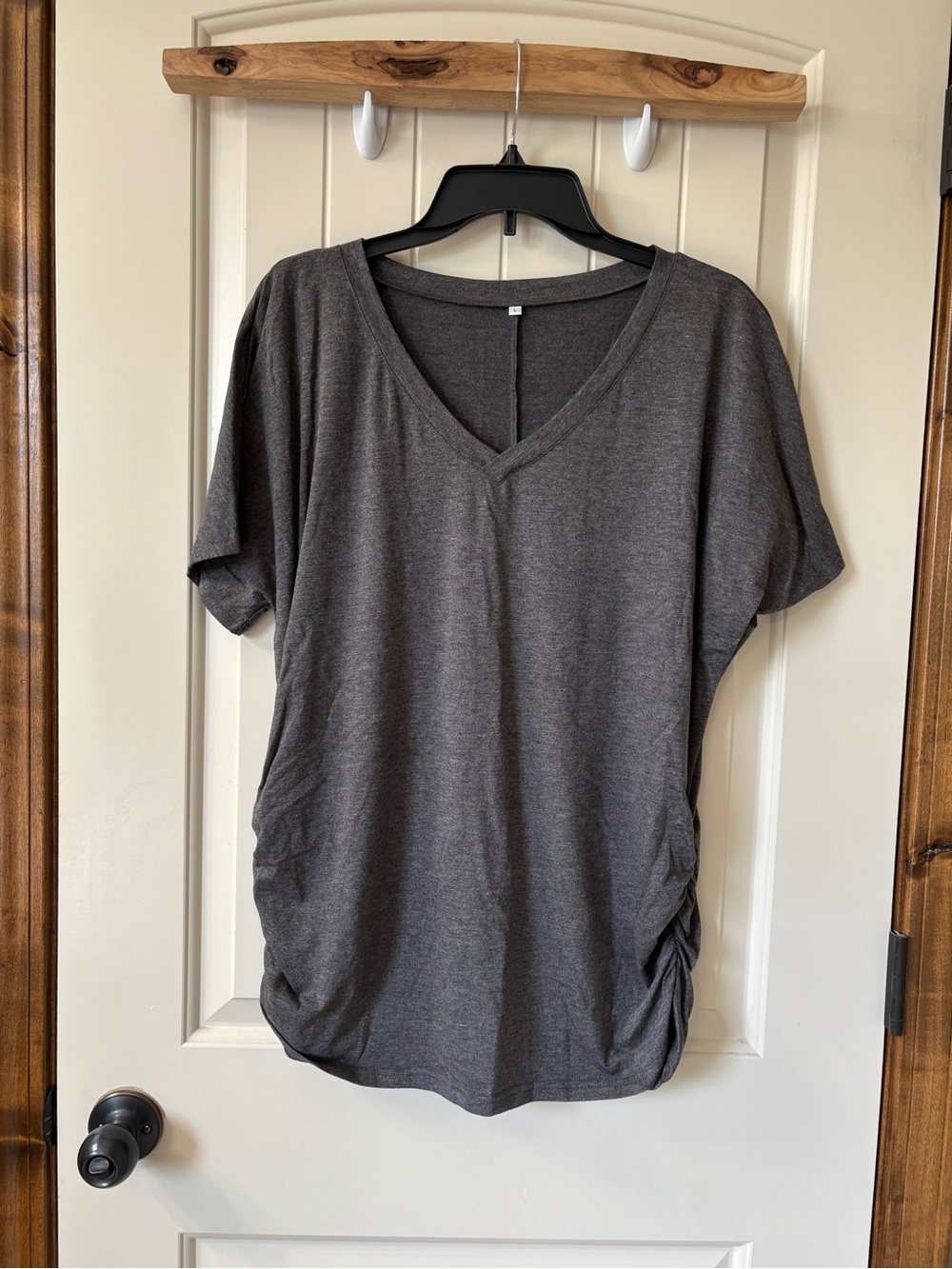 NWT Women's Gray V-Neck Short Sleeve Top